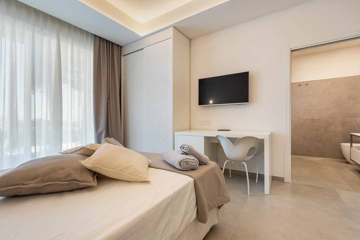 Hotel Perla Saracena - Premium Vista Mare in Torre Pali, Salve