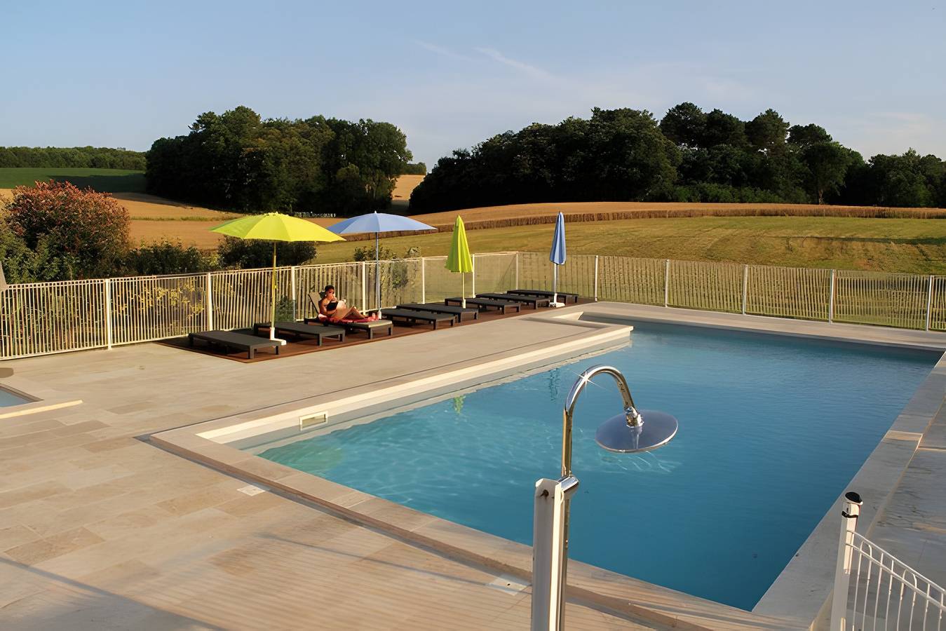 Maison de vacances « La Cense De La Mérelie - Le Logis » avec piscine partagée, Wi-Fi et climatisation in Saint-Geniès, Périgord Noir