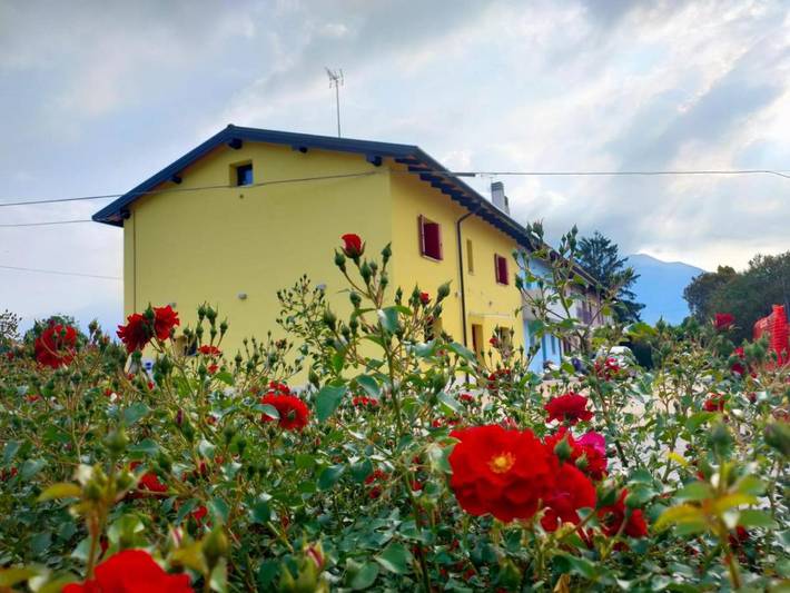 Location de vacances pour 2 personnes, avec Balcon ainsi que Jardin et Vue à Gemona del Friuli