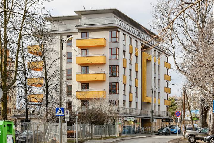 Entire apartment, Stylish Apartment | 2 Bedrooms, Balcony and Parking in Cracow, Lesser Poland