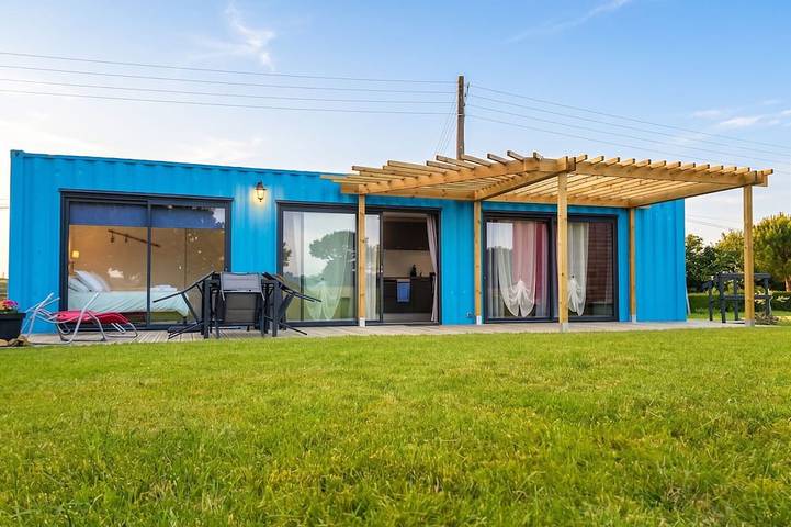 Location de vacances pour 4 personnes, avec Terrasse et Jardin à La Bouillie