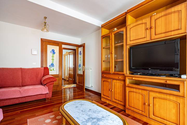 Gîte pour 6 personnes, avec balcon à Cangas de Onís - 3