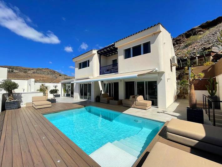 Chalet para 6 personas, con jardín además de vistas y piscina en San Agustín 