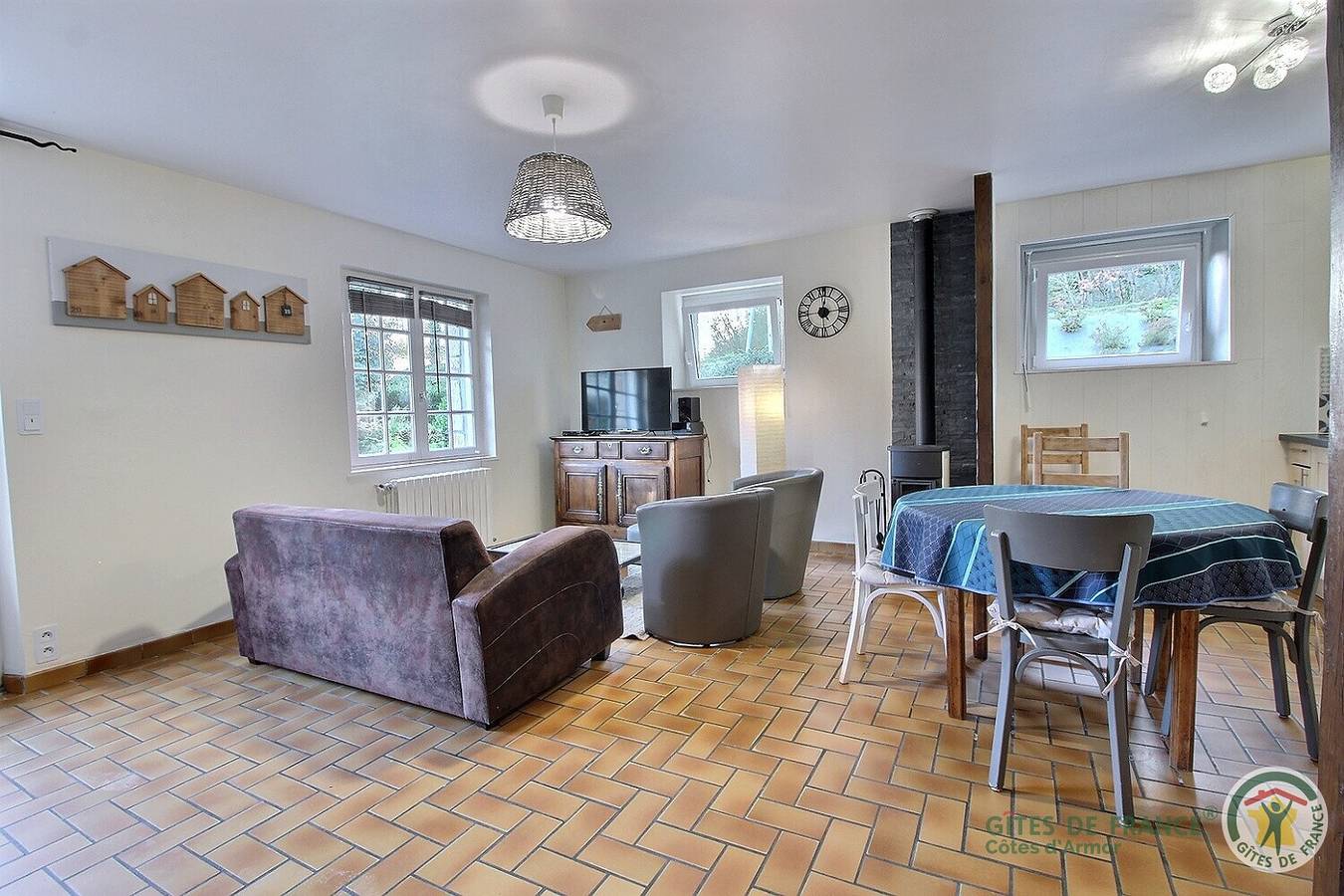 Gue Ravily in Hénanbihen, Région de Dinan