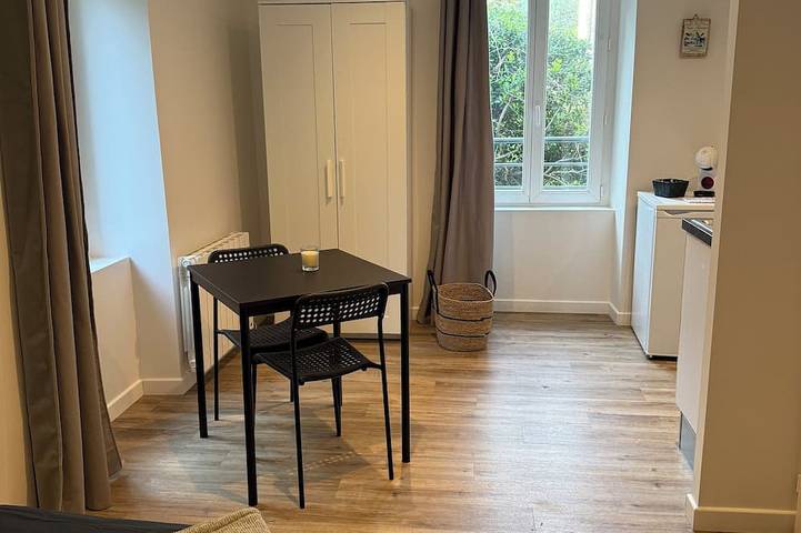 Gîte pour 2 personnes, avec terrasse dans Office De Tourisme De Belle Ile En Mer - 3