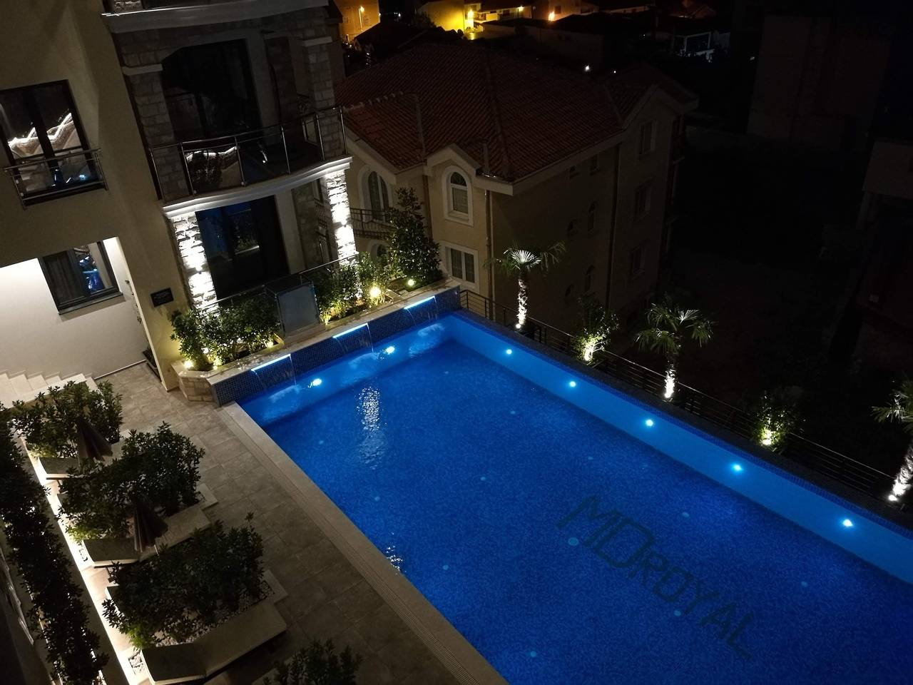 Appartamento intero, Appartamento vacanze per 3 persone con terrazza in Becici, Opština Budva