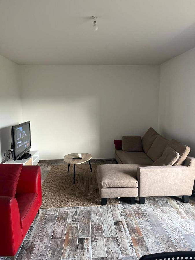 Gîte pour 2 personnes, avec vue et balcon à Valleiry