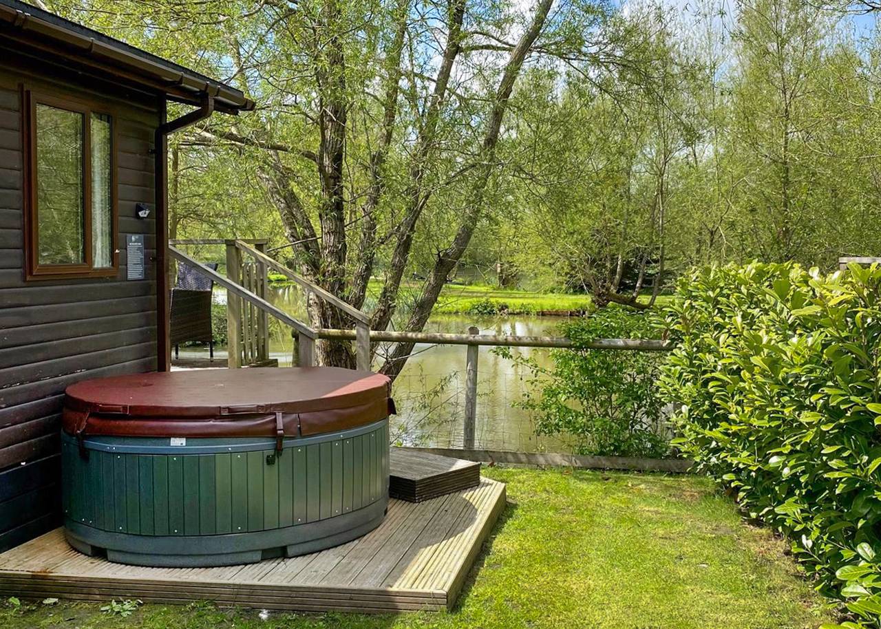 Lakeside Lodges (Pet) in Longleat Forest, Wiltshire