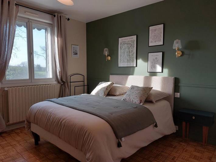 Location de vacances pour 2 personnes, avec vue et jardin à Kerien - 2
