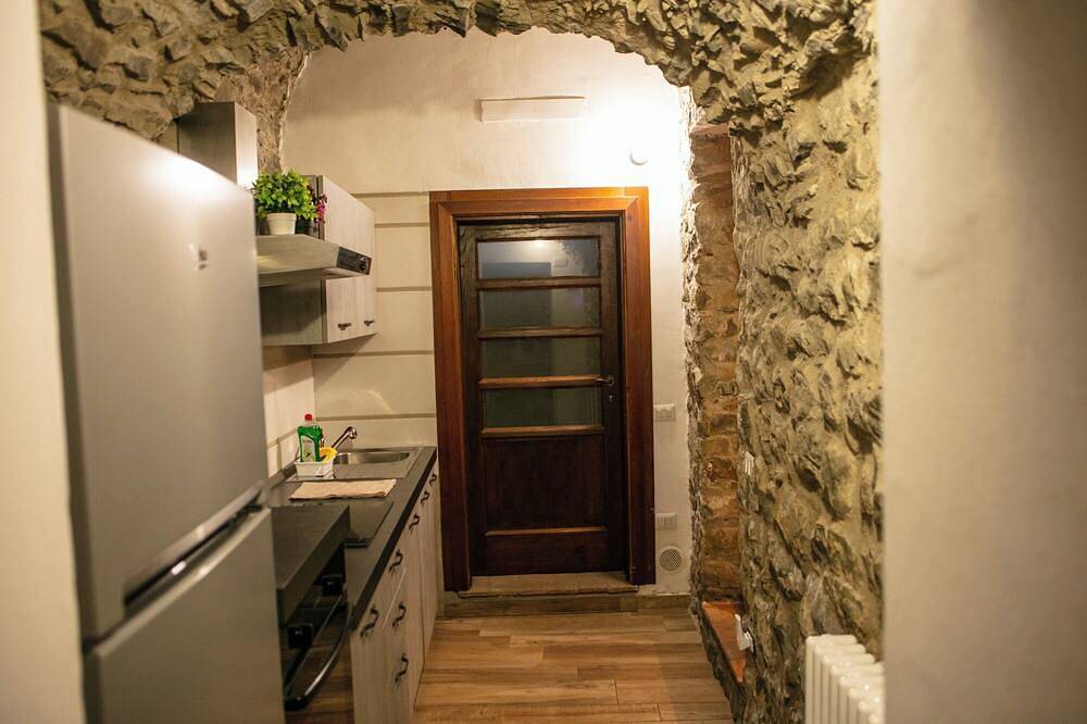 Appartamento intero, Piccolo nido in pietra al centro del borgo medievale di Bagnone, Lunigiana in Bagnone, Parco Nazionale dell'Appennino Tosco-Emiliano