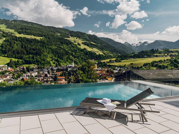 Hotel für 3 Personen, mit Pool und Garten sowie Terrasse in Schladming - 2