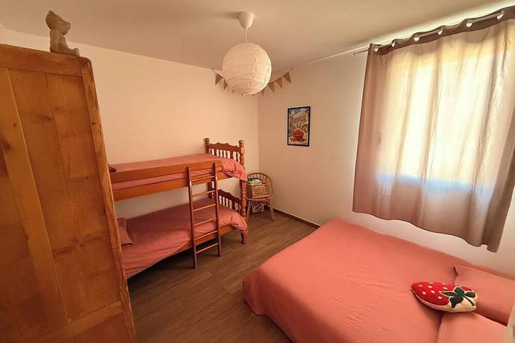 Location de vacances pour 8 personnes, avec jardin et terrasse à Caderousse - 2