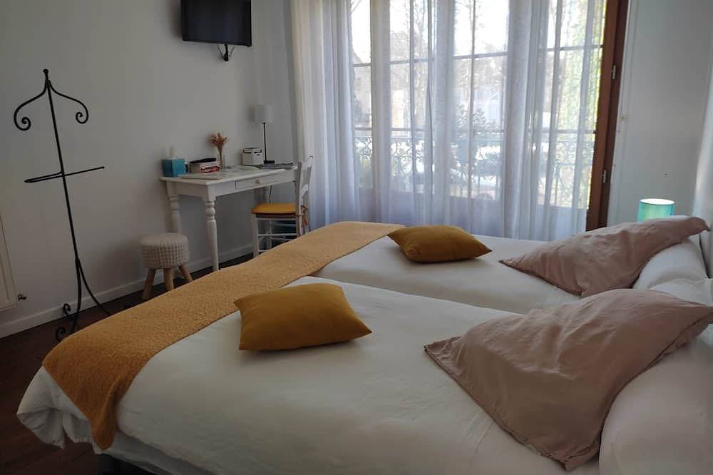 Apartamento entero, Habitación colorida - Aspe in Oloron-Sainte-Marie, Béarn