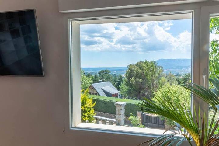 Chalet para 2 personas, con piscina además de vistas y jardín en Provincia de Madrid - 4