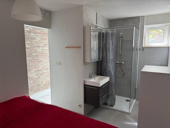 Gîte pour 2 personnes, avec Terrasse dans Aéroport de Charleroi Bruxelles Sud Gosselies