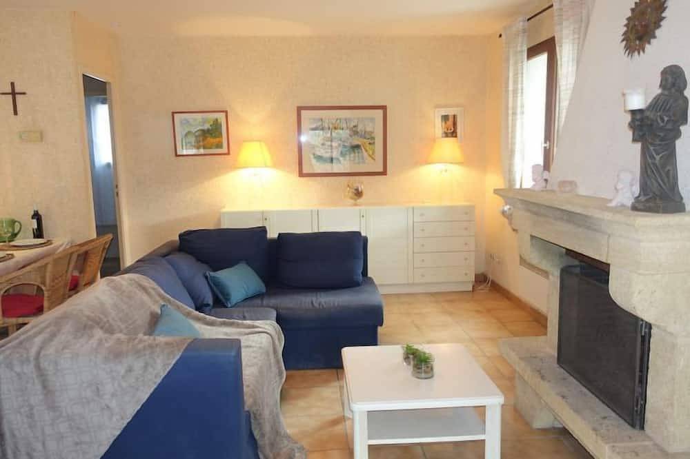 Les Hauts de Grimmal by Interhome in Salles-d'Aude, Narbonne und Umgebung