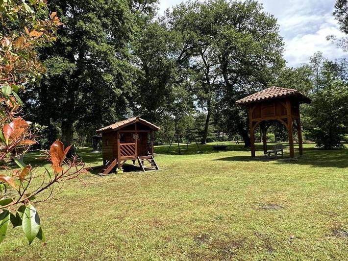 Location de vacances pour 4 personnes, avec jardin à Arengosse - 2
