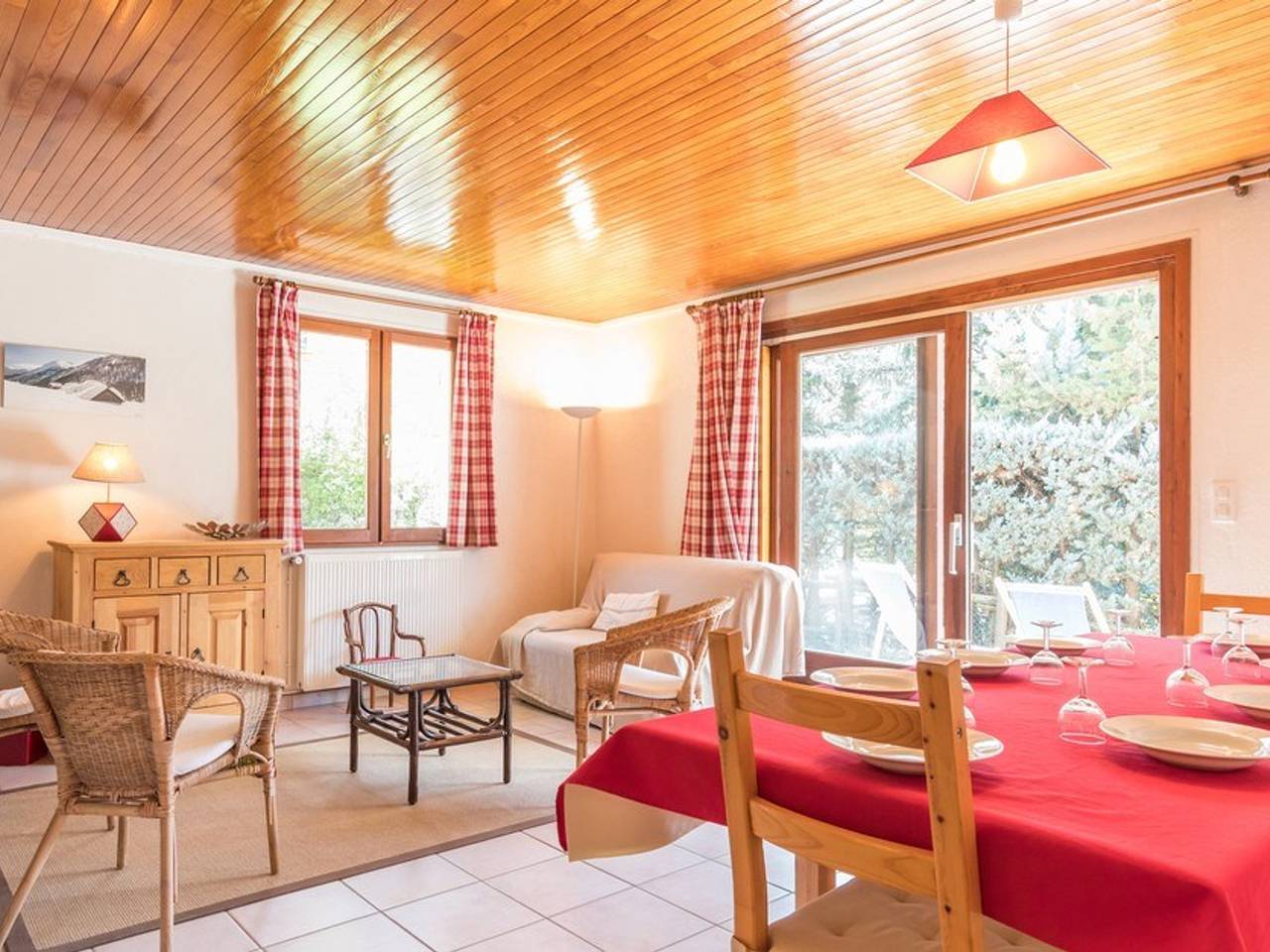 Ganze Wohnung, Gemütliche Wohnung für 8, nahe Pisten, Kamin in Saint-Chaffrey, Serre Chevalier