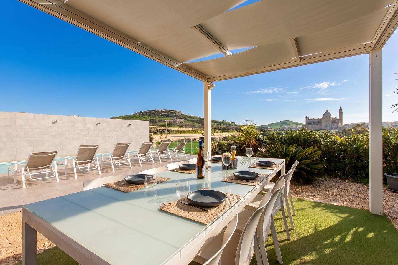 Twilight Gozitan Farmhouse With Pool in Ghasri, Gozo