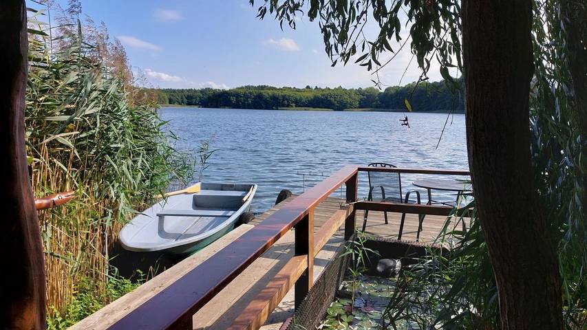 Ferienwohnung für 2 Personen, mit Garten und Seeblick sowie Terrasse in Dabel
