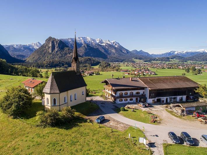 Bauernhof für 2 Personen, mit Balkon/Terrasse und Terrasse sowie Garten in den Bayerische Alpen