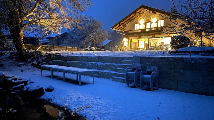 Ferienhaus für 35 Personen, mit Garten und Ausblick sowie Sauna, mit Haustier in Alpenland Tegernsee Schliersee - 2