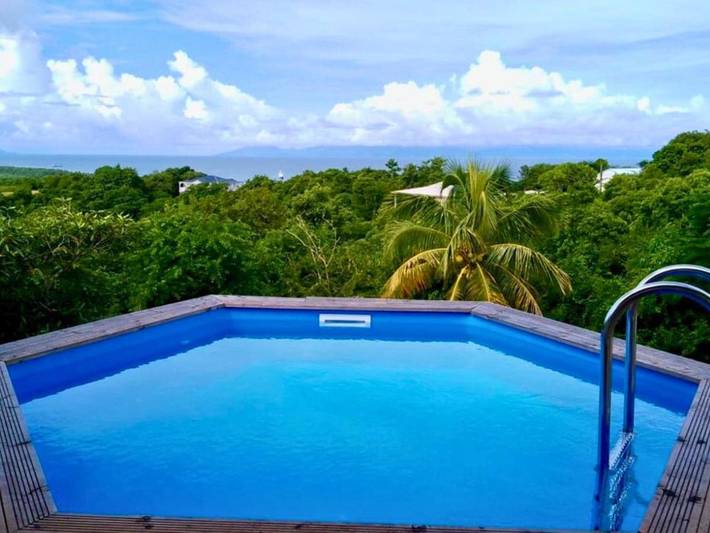 Parc de vacances pour 6 personnes, avec jacuzzi ainsi que jardin et piscine en Guadeloupe - 2
