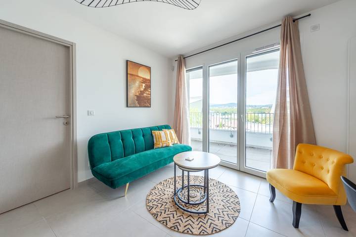 Gîte pour 2 personnes, avec terrasse en Haute-Savoie - 2