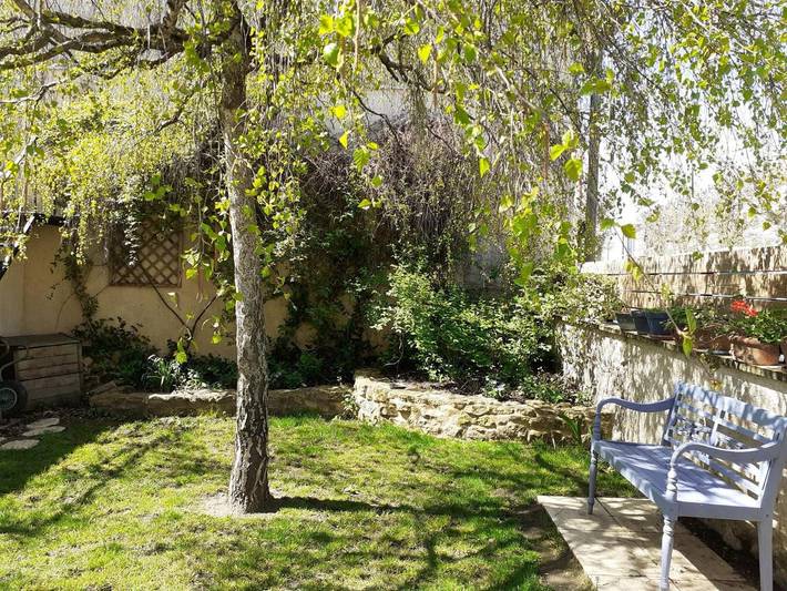 Gîte pour 2 personnes, avec jardin et terrasse à Charlieu - 4