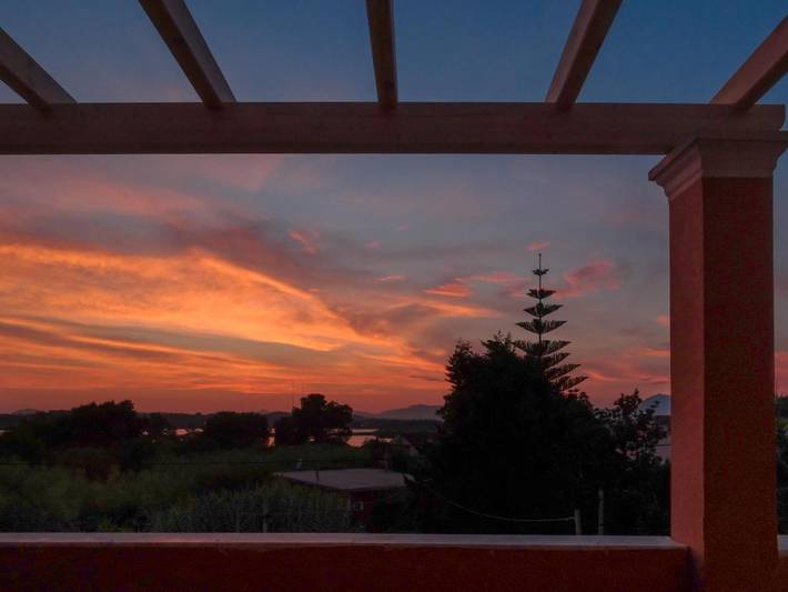 Villa for 6 people, with Balcony and Terrace as well as Garden and View in Corfu (city)