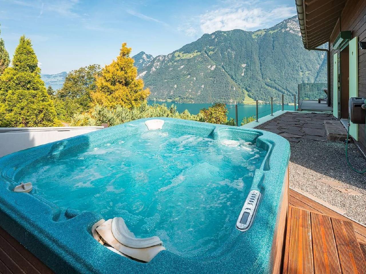 Wunderschönes Luxus-Chalet mit Seesicht in Seelisberg, Lago de los Cuatro Cantones