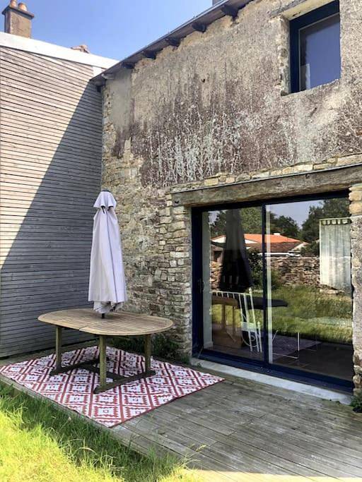 Location de vacances pour 6 personnes, avec terrasse à Maisdon-sur-Sèvre - 2
