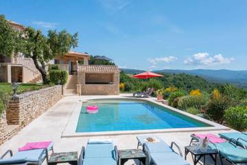 Villa pour 10 Personnes dans Murs, Parc naturel régional du Luberon, Photo 3