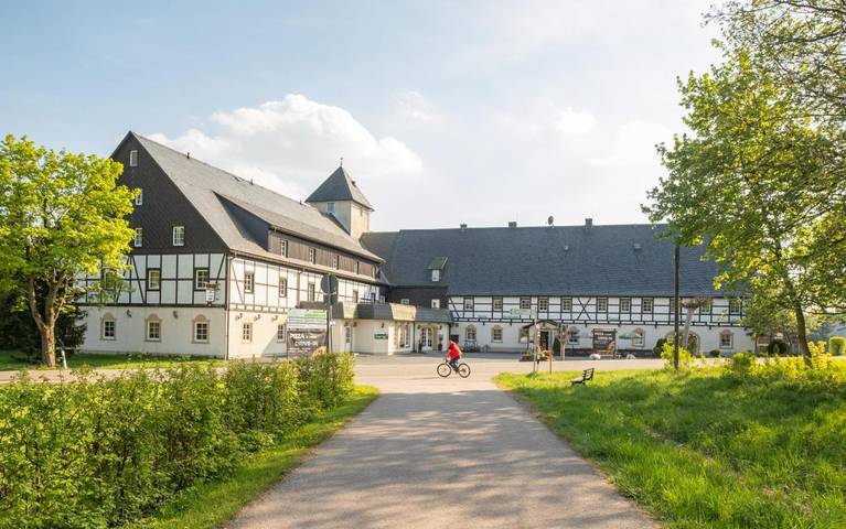 Hotel für 2 Personen, mit Terrasse und Garten sowie Sauna in Hermsdorf