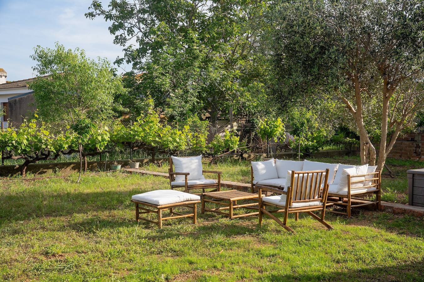 L'ametller – Empordà / Costa Brava mit Garten, kleinem Pool, Grill und Volleyball in Ordis, Oberampurien