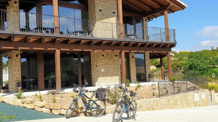 Casa rural para 14 personas, con Terraza en Tierra Estella
