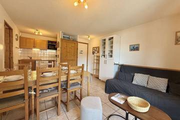Gîte pour 6 personnes, avec balcon dans Office De Tourisme De Flumet