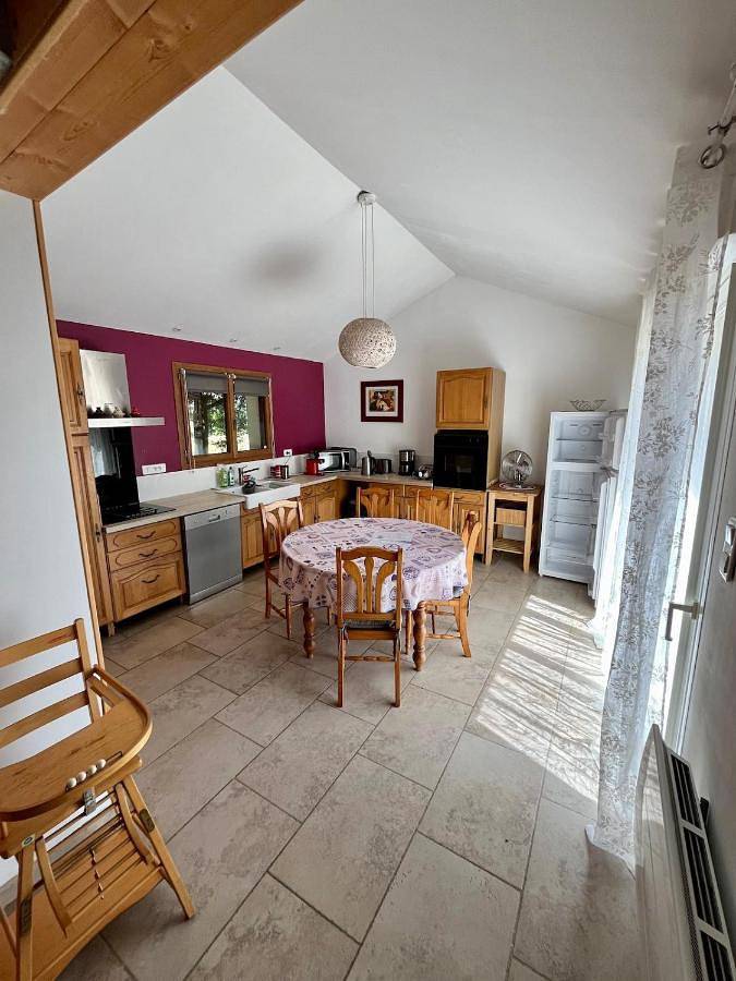 Location de vacances pour 7 personnes, avec jardin et piscine, animaux acceptés à Châteauneuf-du-Rhône - 2