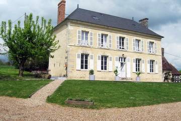 Gîte pour 10 personnes, avec jardin dans Orne