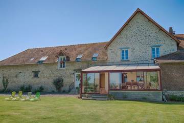 Cottage pour 2 personnes, avec vue et jardin à Vauxaillon