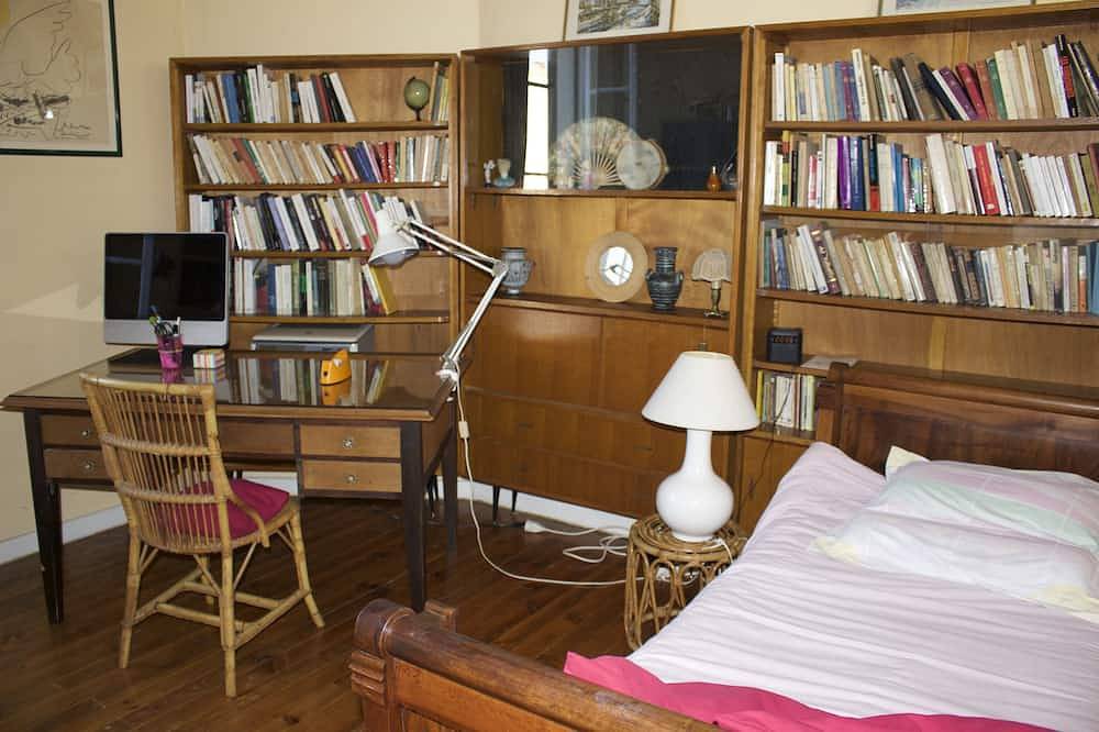 Pleasant town house for visiting Carcassonne and the surrounding area in Carcassonne, Carcassonne region