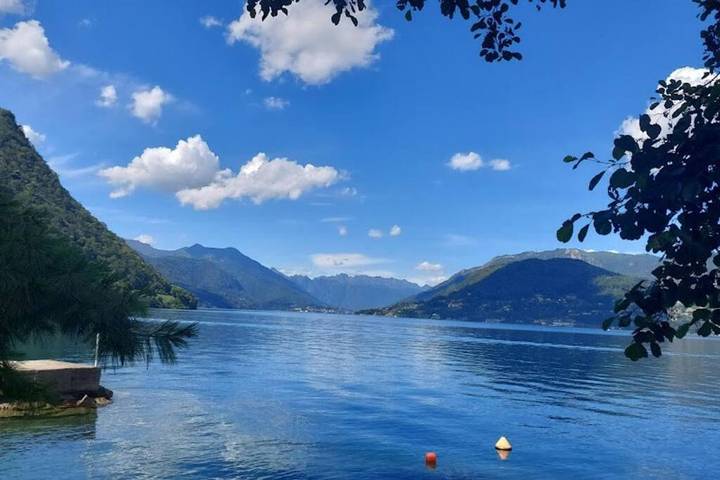 Vacation rental for 5 people, with Terrace and Yard as well as Lake view and View in Comune di Pella