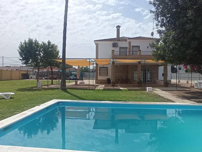 Location de vacances pour 6 personnes, avec jardin et piscine à Utrera - 3