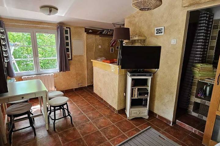 Gîte pour 4 personnes, avec terrasse et jardin, animaux acceptés à Auriol - 4