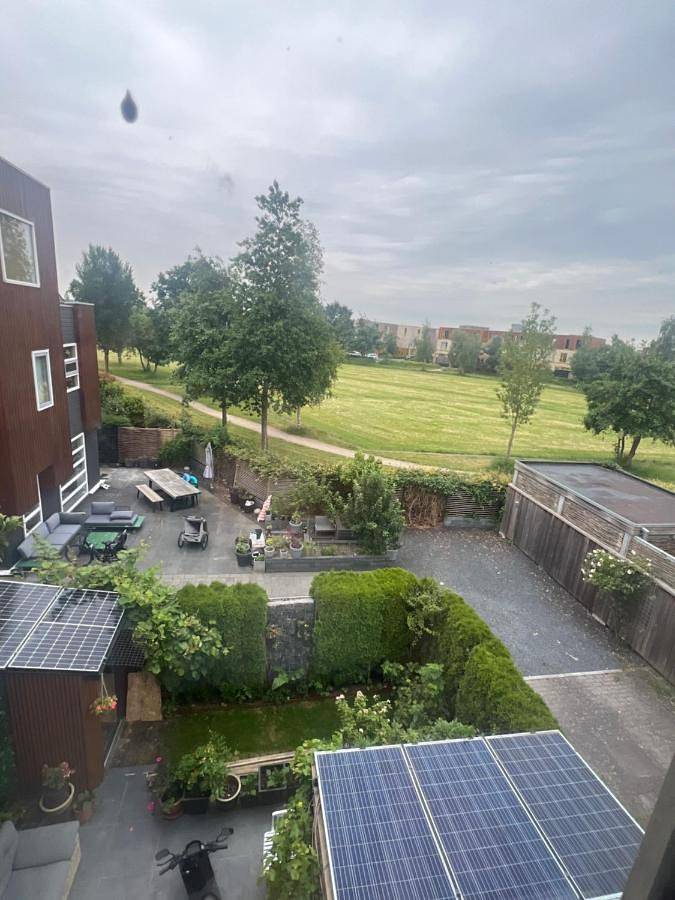 Appartement de vacances entier, Two nice rooms in residential area with private bathroom in Côte hollandaise