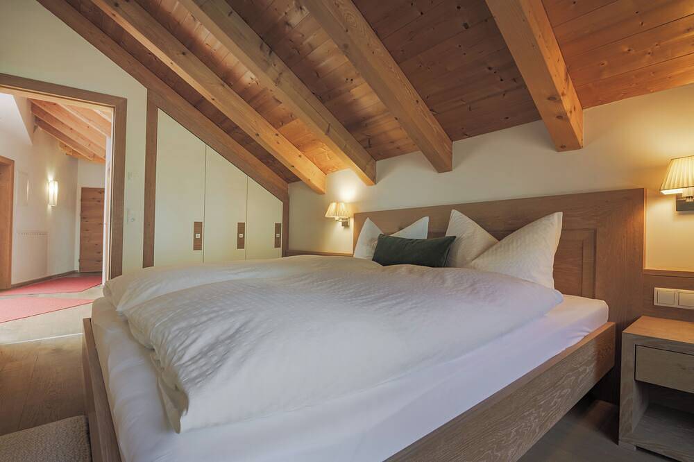 Ganze Wohnung, Geräumiges Apartment im Dorfzentrum von Gerlos, Liftkarten im Sommer inkl.! in Gerlos, Bezirk Schwaz
