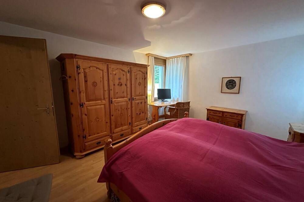 Ganze Wohnung, Wohnung Schluein in Schluein, Flims Laax Falera