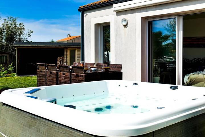 Casa de vacaciones para 8 personas, con terraza además de sauna y jardín - 1