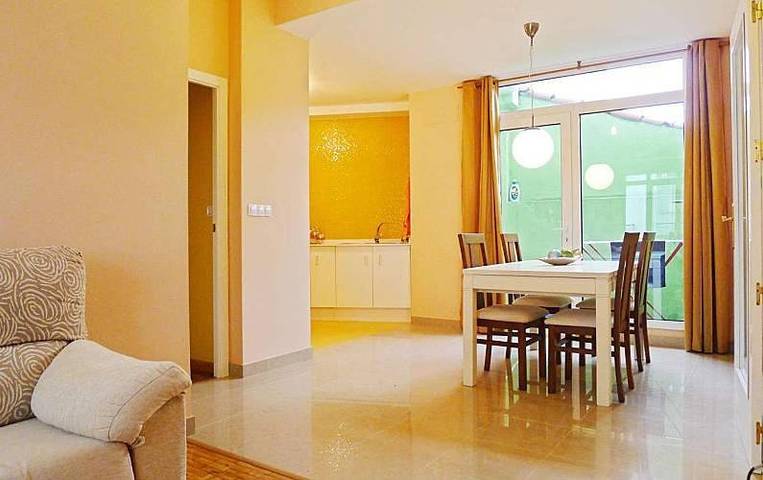 Apartamento para 6 personas, con Balcón y Vistas en Monforte de Lemos