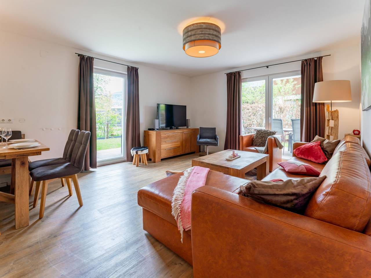 Hel leilighet, Luxurious and spacious apartment near Areitxpress in Zell Am See, Kitzbühleralpane